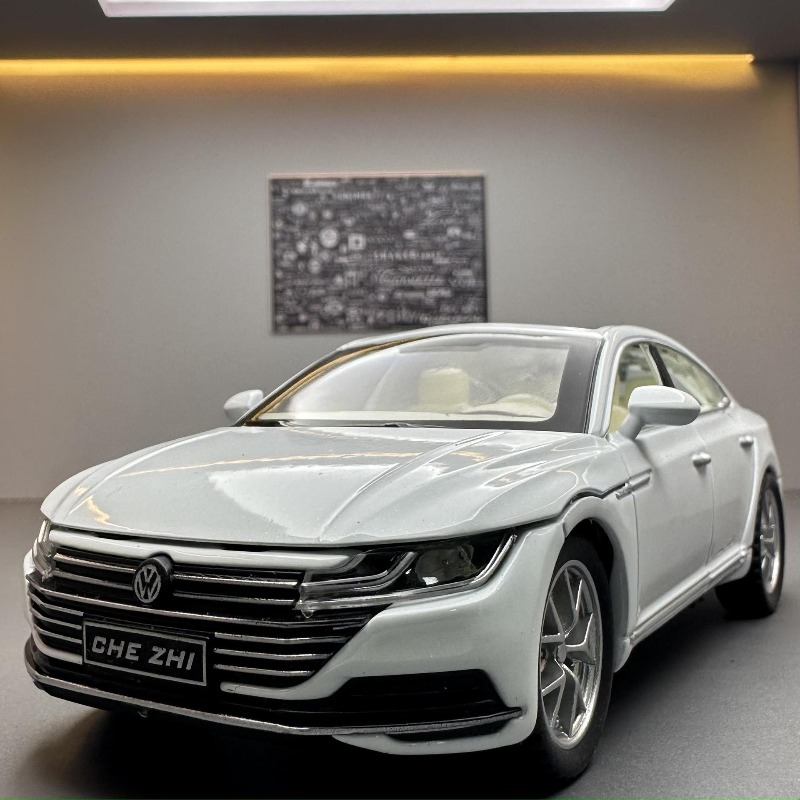 1:32 Scale Alloy Car Model 132 - Decor Lighting Returns review and price
